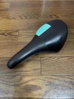 ビアンキ　ベルガモ　サドル　ロードバイクのサムネイル