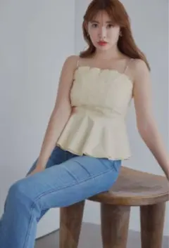 Herlipto Pearl-Strap Frill Top sky Mサイズのサムネイル