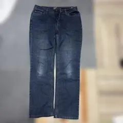 Item thumbnail for item b47047d9-d3d3-46f7-a3fa-47a4381c93b8