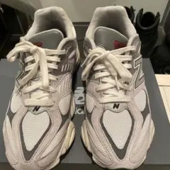 New Balance 9060 グレー/ホワイト スニーカー