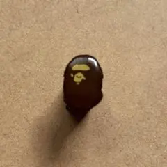 A BATHING APE ピンバッジ 90s - メルカリ