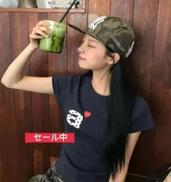 aeae Tシャツ ネイビー トップス カットソー 韓国 ロゴ ハート