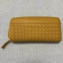 イントレチャート 長財布 イエロー