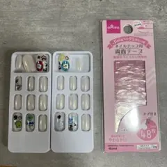 ネイルチップ キャラクターデザイン 両面テープ付きのサムネイル