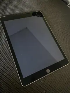 Apple iPad Air 2 64GBモデル シルバー