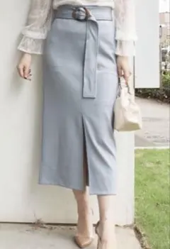 MERCURYDUO ポンチスリットタイトスカート