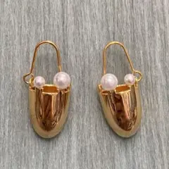 Item thumbnail for item 81b045c6-77d0-4251-a257-90063cea839c