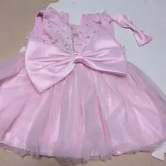 ピンク リボン付きベビードレス