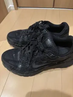 NIKE P-6000 ブラック スニーカーのサムネイル