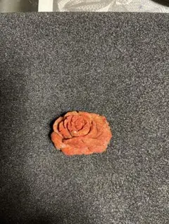 【祖母のコレクション】レア天然珊瑚　バラの彫刻ルース (裸石)約5cm