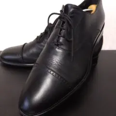 HILTON 内羽根パンチドキャップトゥ 黒 44/28cm 良音のサムネイル