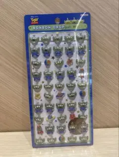 Item thumbnail for item 0592dca8-18fa-44b8-8d79-e41ab7eb24ce