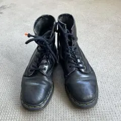 希少美品】Dr.Martens SOLOVAIRの8ホール青タグブーツ 24㎝ - メルカリ