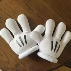 ディズニー　ミッキーマウス　ミッキーの手　グローブ　両手