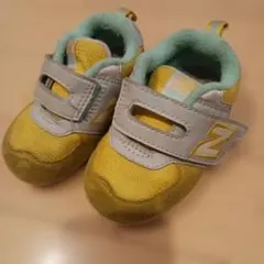 New Balance キッズシューズ 13cm　黄色　ミントグリーン