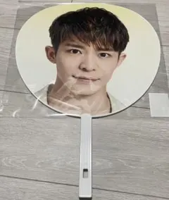 キンプリ L& 岸優太 うちわ