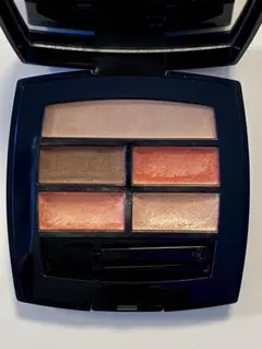 【新品未使用】⭐︎CHANEL ⭐︎LES BEIGES アイシャドウ　WARM レ ベージュ パレット ルガール ウォーム / CHANEL(シャネル) | LIPS