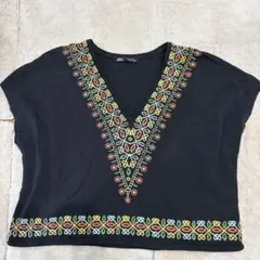 ZARA 刺繍 Vネック トップス (M)ブラック エスニック ボヘミアン