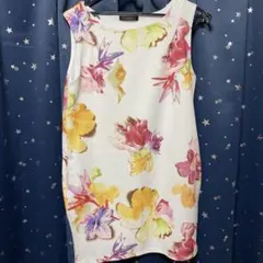 rienda フラワープリント ノースリーブワンピース