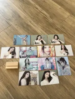 IU シーグリ2022 フォトカード 11枚セット 木製スタンド付き