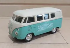 Item thumbnail for item 366d7348-eaeb-4f33-b8d8-326a9a789976