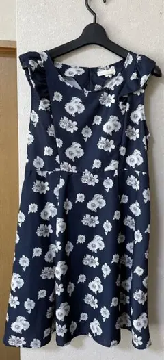 Item thumbnail for item 9182d44c-8150-4f2c-905a-6e9d599878cc