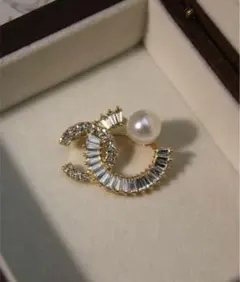 2025年最新】chanel ブローチ パールの人気アイテム - メルカリ