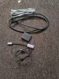 HDMI 変換器 分配器のサムネイル