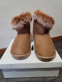 ブラウン ムートンブーツ ファー付き24.5センチ