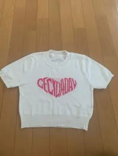 SHEIN購入トップス Tシャツ クロップド丈 ハート ホワイト ピンクMサイズ