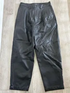 レザー　パンツ　GU Sサイズ