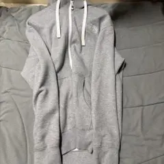 THE NORTH FACE グレー フルジップパーカー