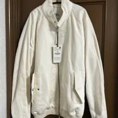 ZARA ホワイト ジャンパーのサムネイル