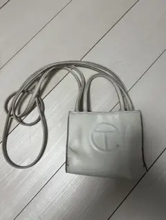 TELFAR ホワイト　ショルダーバッグのサムネイル