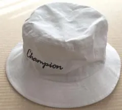 チャンピオン　バケットバット　ホワイト