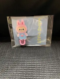 ラブブヘアピンです。