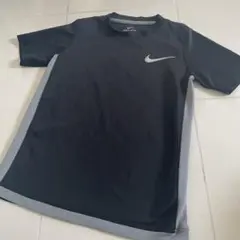 NIKE ボーイズTシャツ　140 男の子　セットアップ