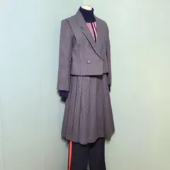 Item thumbnail for item ae6fd29b-888b-49be-8512-70a6880e5dbc