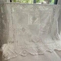 ヴィンテージフィレレース　パネル刺繍　ドイリー　生成りホワイトのサムネイル