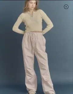 限定値下げSHISHIKUI パラシュートパンツBEIGE XS 試着のみ 2025年最新】shishikui パラシュートパンツの人気アイテム