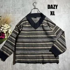 938 DAZY デイジー　Ｖネック総柄ニット【XL】ゆったり　厚手モノトーン