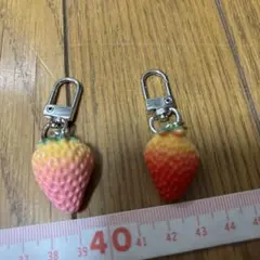 いちご　キーホルダー