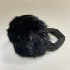 ボンボン ヘアゴム　ブラック ふわふわ 可愛い
