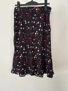 美品　カラフル　ドット柄フレアスカート 黒 赤 白 ピンク　水玉模様　13号