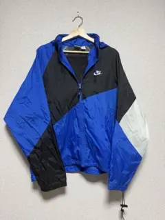ぽ*ぷ様 90s NIKE ナイロンジャケット　ドローコード付き　oldnike 90s NIKE ナイロンジャケット 銀タグ oldnike ドローコード付き - メルカリ