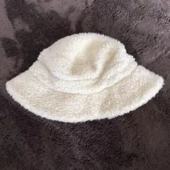 白モコモコバケットハット