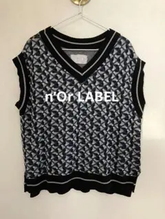 美品 n'OrLABEL Vネックベスト 幾何学柄 フリー オーバーサイズ