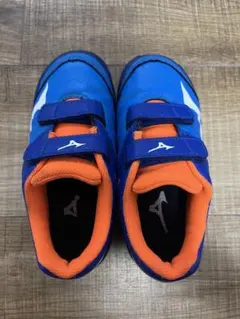 サッカーシューズ　18㎝　ミズノ