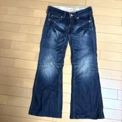 TRUE RELIGION フレアデニムパンツ 26 ローライズ - メルカリ
