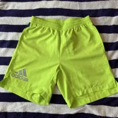 【美品】adidas ライムグリーン ショートパンツ